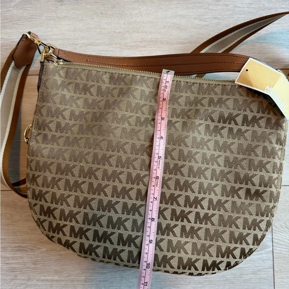 Michael Kors Signature Jacquard Bedford Medium Hobo Shoulder Bag Luggage Purse - Picture 7 of 12